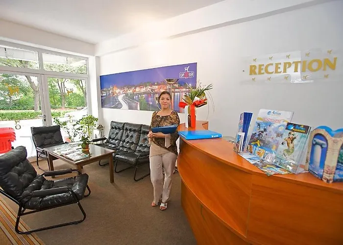 Hotel Family Orfei 2*